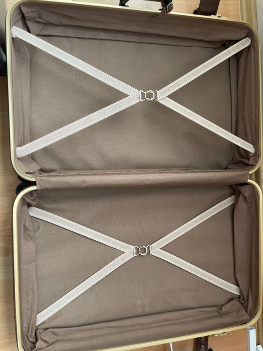 Оригинален куфар на Christian Dior.