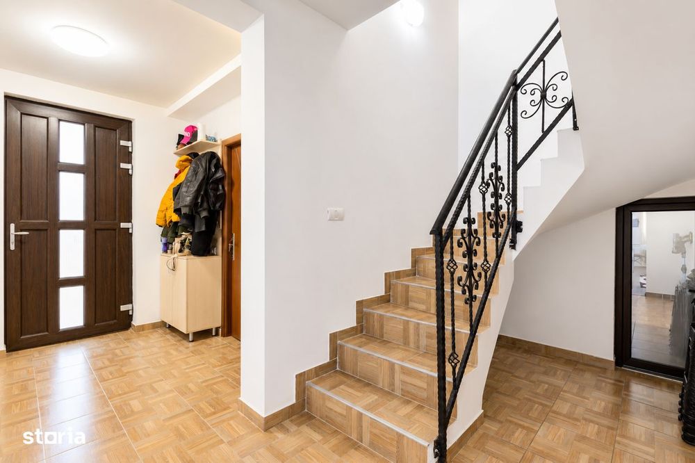 Casa Comuna Berceni | Garaj incalzit | Teren 500 mp | Curte 300 mp