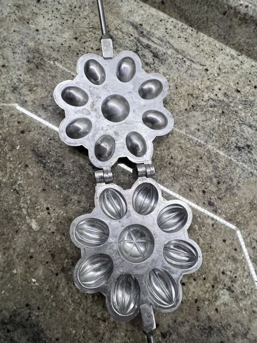 Преса за сладки Орехчета