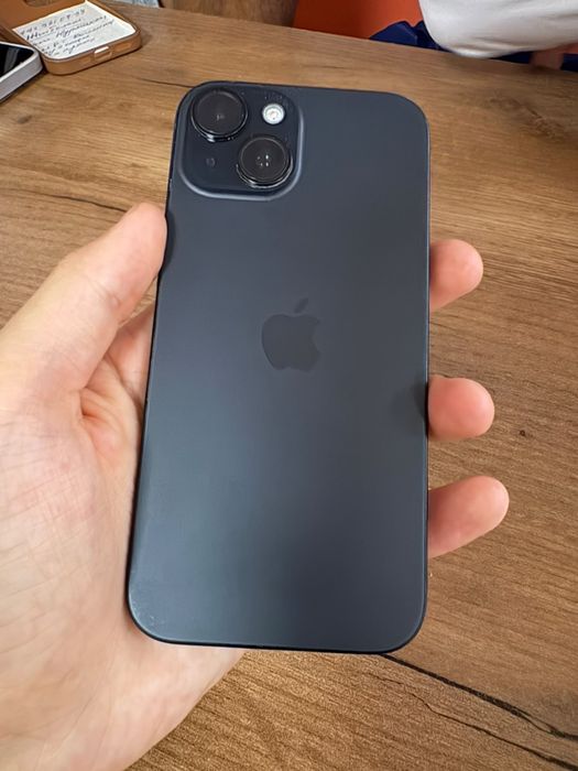 Iphone 15 black