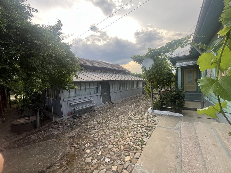 Casa de vanzare Stalpu