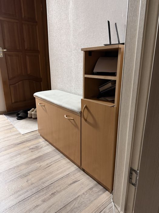 Прихожка, тумба в прихожую