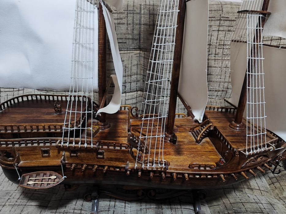 Продается корабль ручная работа