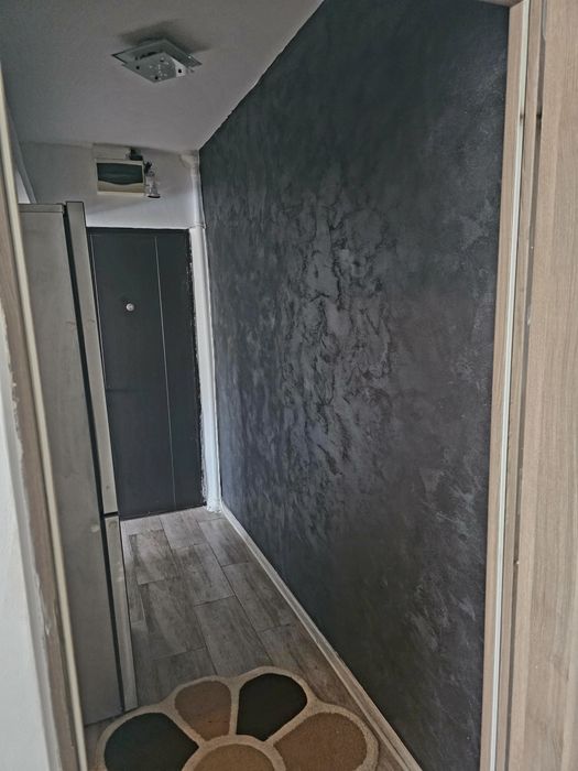 Inchiriez  apartament micro 5
