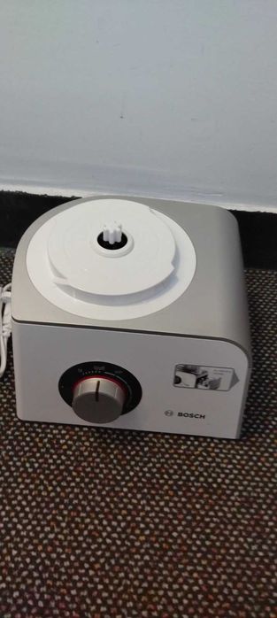 Кухненски робот BOSCH MCM4200