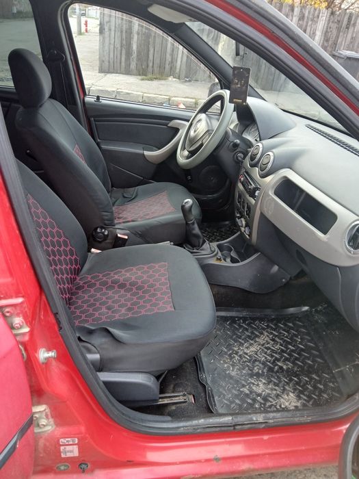 Vând Logan 1.4 benzina GPL funcționarilor anul2010