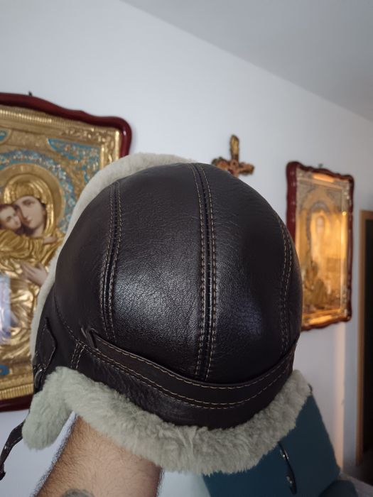 Căciulă din piele îmblănită