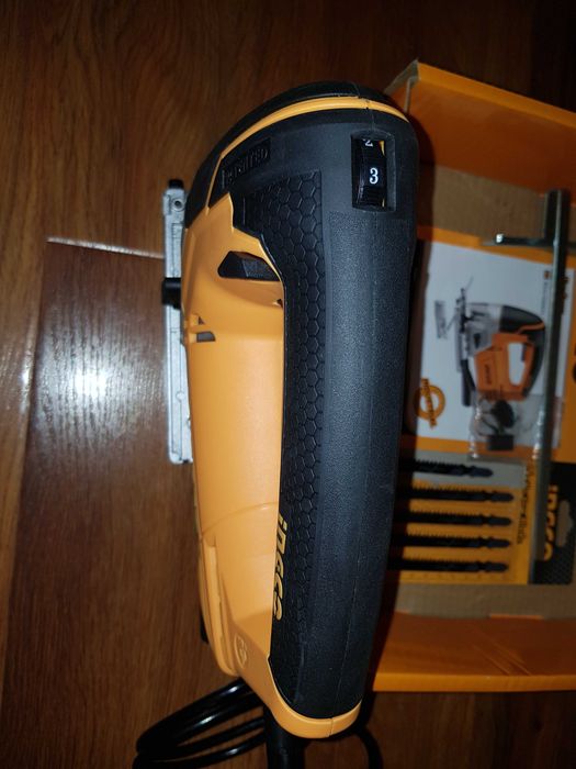 Продается Электролобзик INGCO JS80028 Industrial 800W, новый