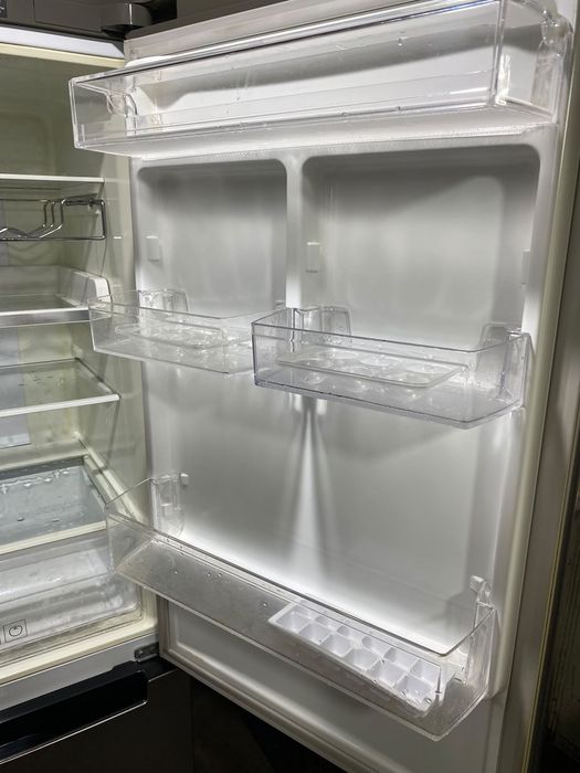 Продам Холодильник в Идеальном Состоянии.