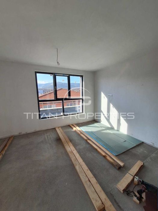 Продава се Тристаен апартамент в с. Браниполе, Област Пловдив - 155 кв.м за 1291 €/кв.м - Снимка #1