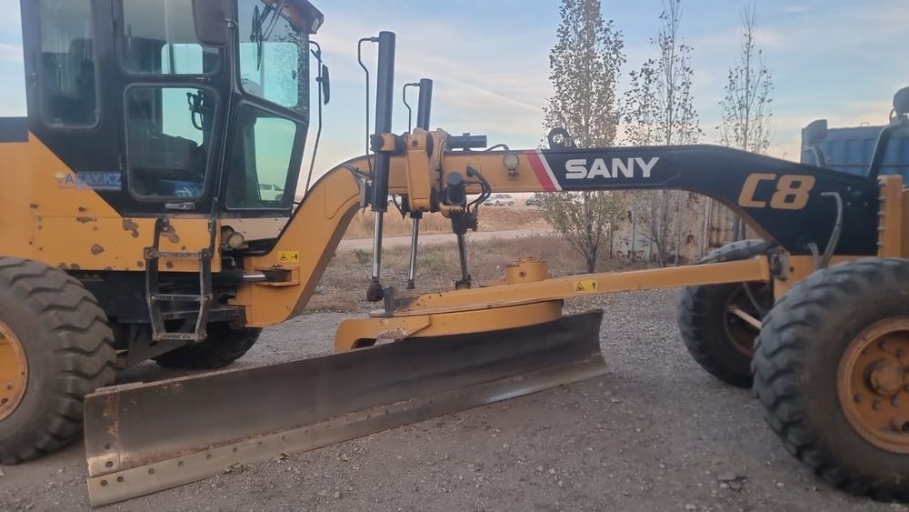 Продам Автогрейдер сани 2021