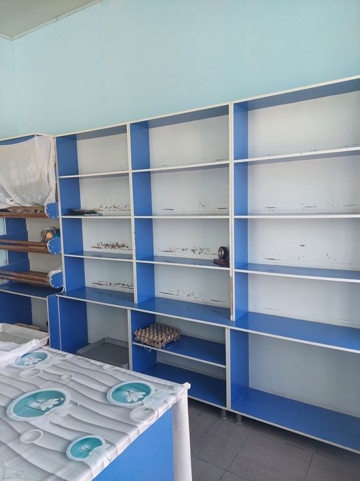 Savdo do'koni uchun vitrina holati yaxshi