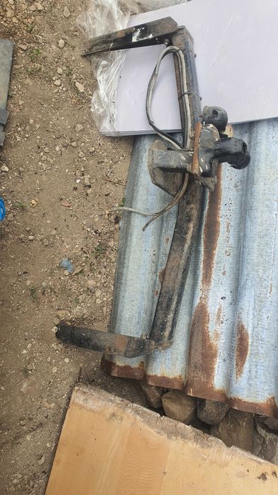 Теглич от мазда 6