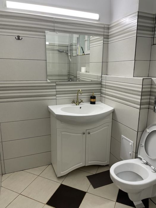 Inchiriez 3 camere b-dul Ferdinand