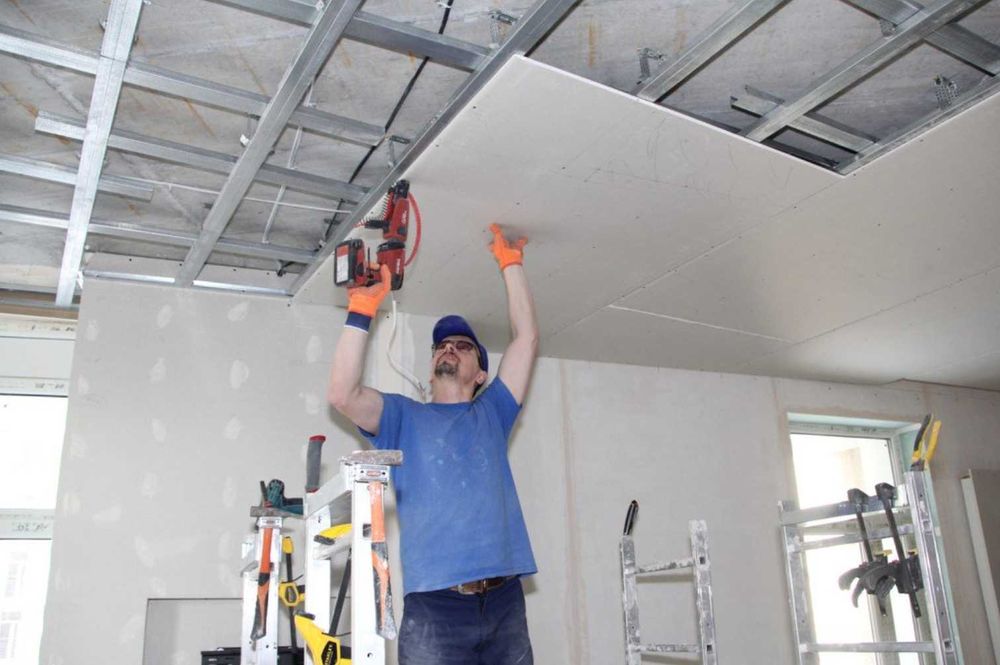 Echipa Glet Faianta Gresie Rigips pentru Renovari