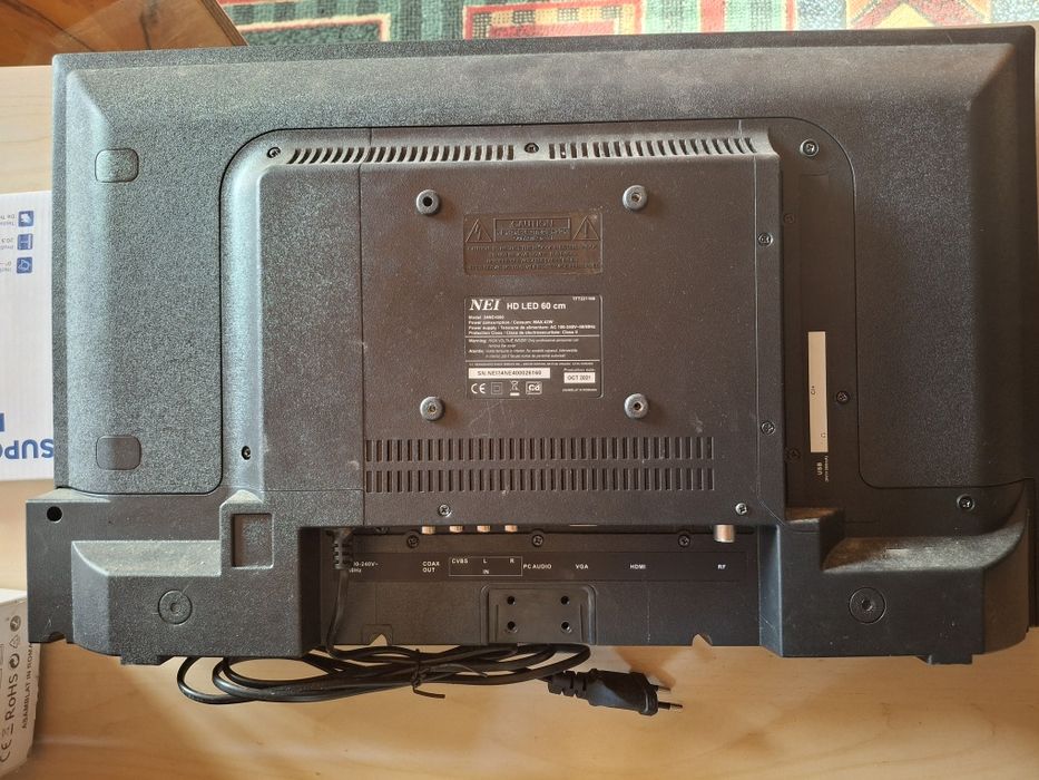 Televizor LED marca NEI