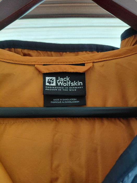 Яке Jack wolfskin