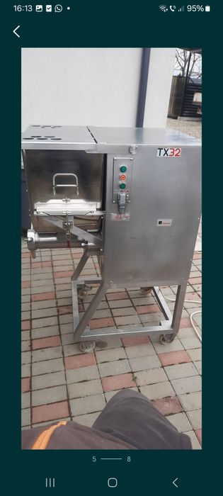 Fierăstrău oase , carcasă,  malaxor carne