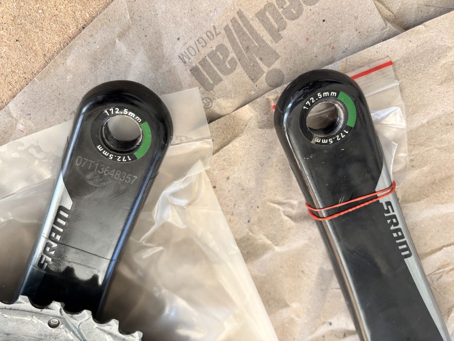 Angrenaj Sram red AXS D1 quarq - power meter