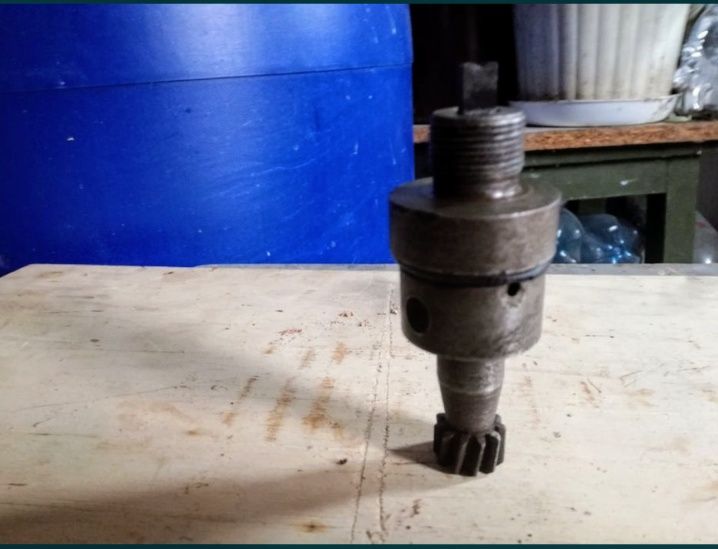 Pinion racord vitezometru ak5, bucși montaj pistoane, placă extractoar