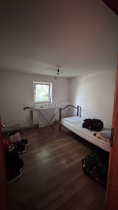 Casa Romanesti, Craiova, 3 camere, sala, baie, bucatarie