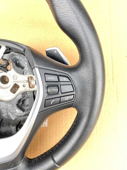 Volan cu padele BMW F30 F31 F34 seria 3 seria 4 impecabil original