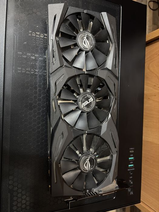 Продам 1070 ос rog strix