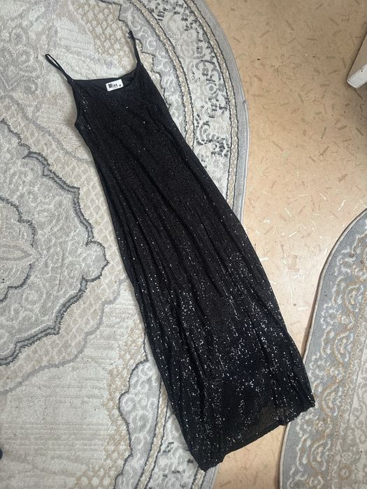 продам женские платья