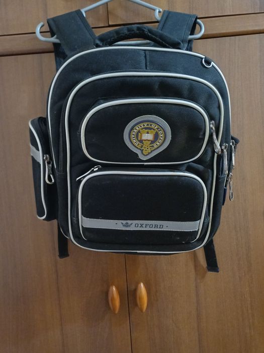 Школьный портфель-рюкзак