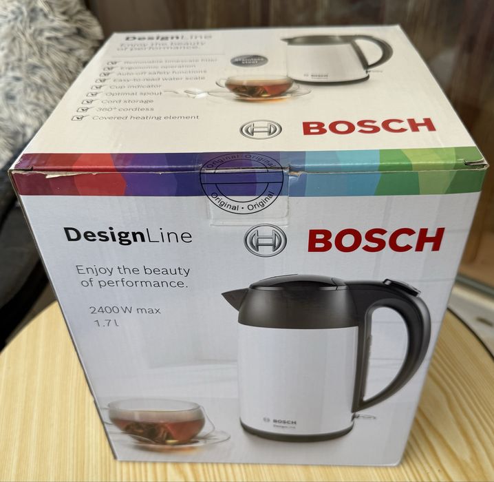 Продавам електрическа кана Bosch DesignLine TWK3P421