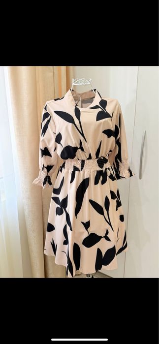 Ефирна рокля - вталена