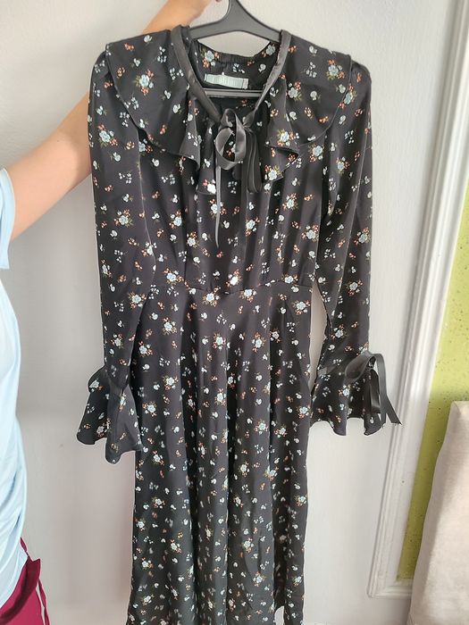 Продам платье 44 размер.