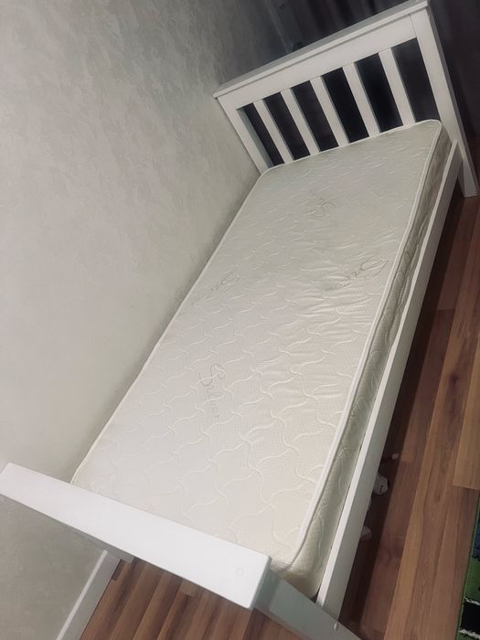 Продам кровать подростковая