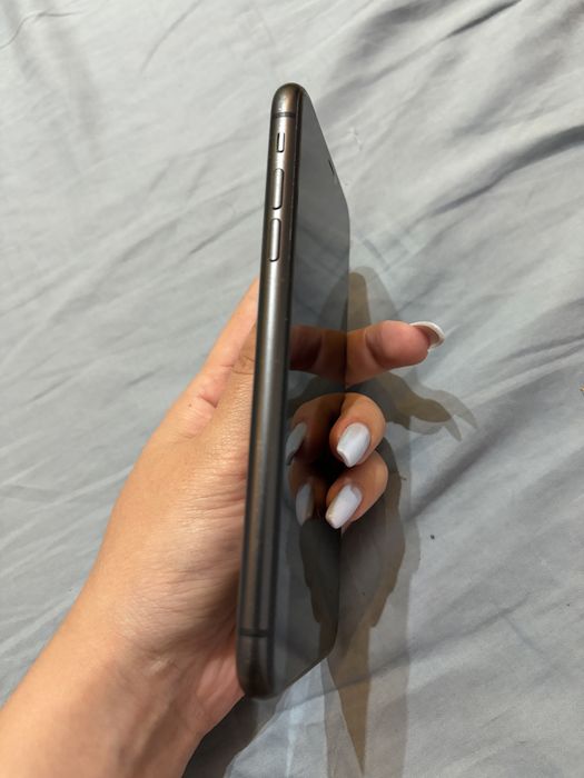 iPhone 11 память 64гб