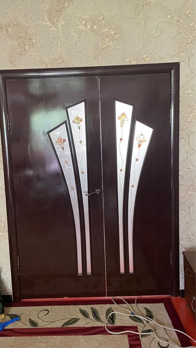 Двери Есіктер...