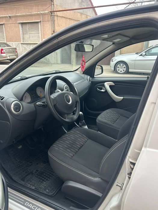 Vând Dacia Sandero 1.2