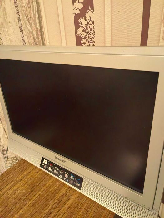 Телевизор Sony 26 дюймов