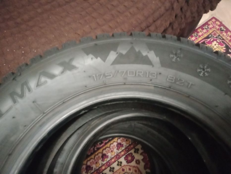 Продам зимнюю резину R13