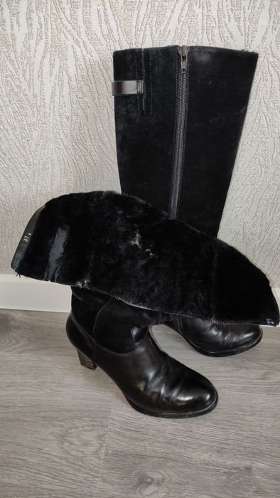 Продам зимние сапоги