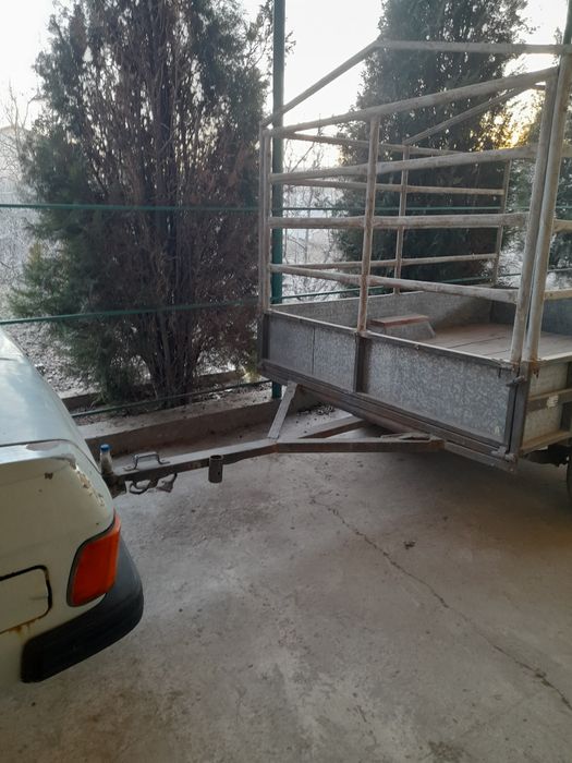 Газ 31029 сотилади прицепи билан.