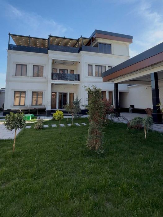 Срочно продаётся евро дом в Яшнабадском р-н, на круге Рохат, 6.8 соток