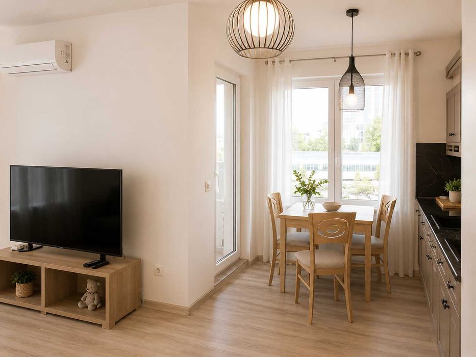 Дава се под наем Двустаен апартамент в София, Център - 61 кв.м за 650 € - Снимка #2