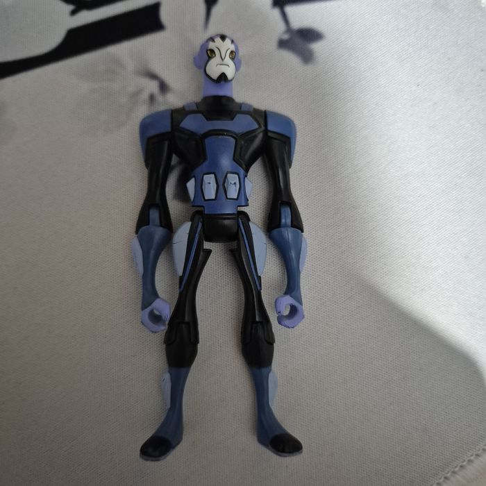 Фигурки бен тен  (разного роста)