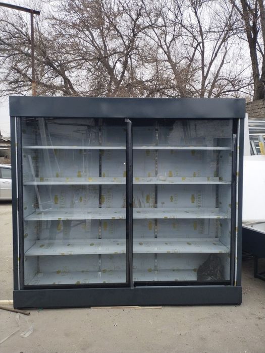 Заказ витрина холодильник