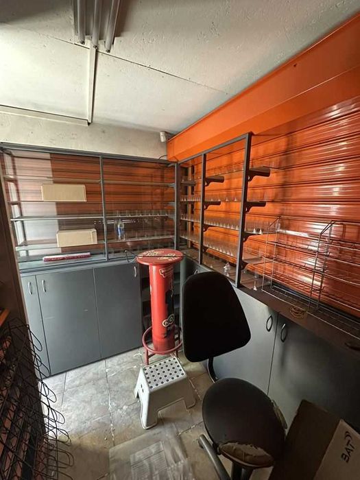 Дава се под наем Магазин в Пловдив, Кючук Париж - 9 кв.м за 357 € - Снимка #9