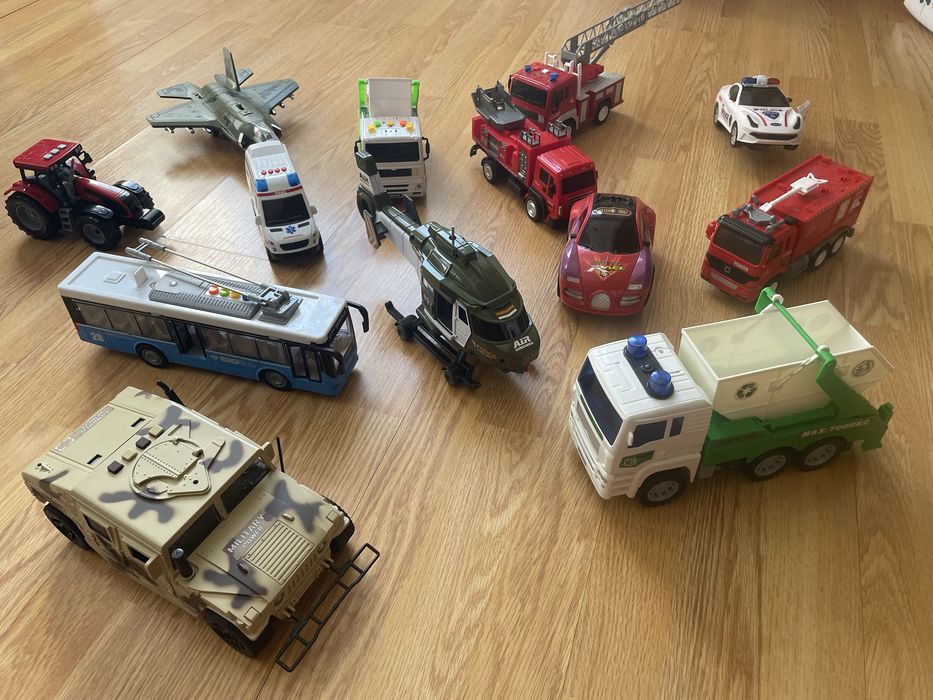 masinute cu sunete si lumini