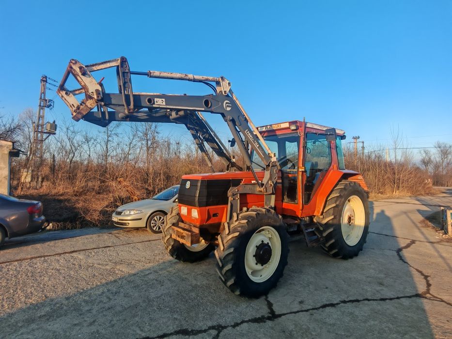 Tractor Fiat F100 cu incarcator frontal Faucheux