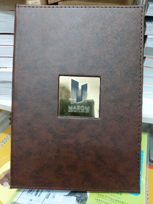 Меню для ресторанов, папки для руководителей, блокноты с вашим лого