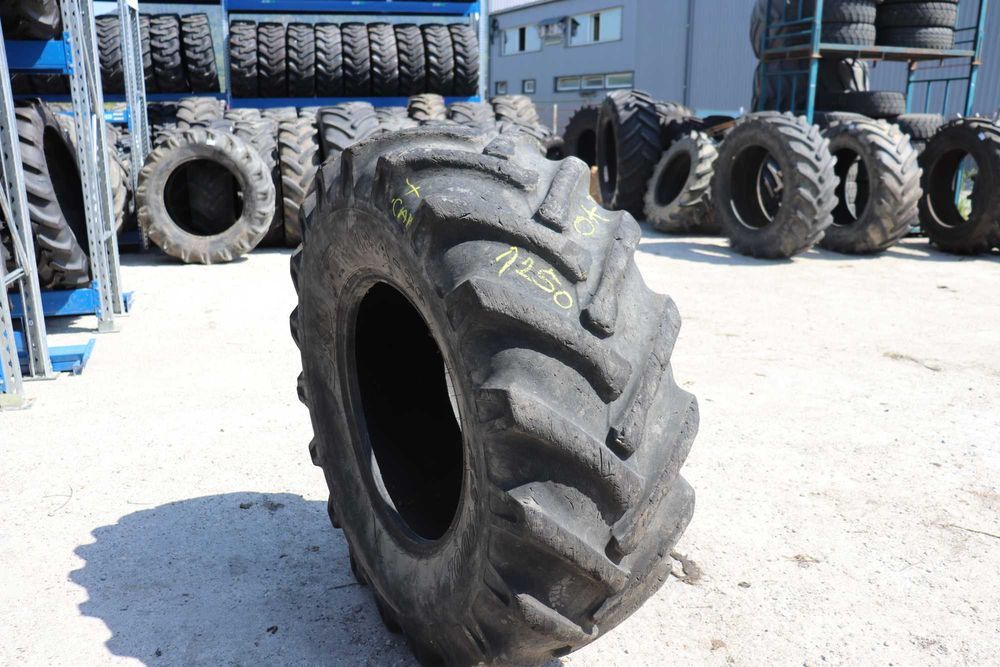 Cauciucuri de BuldoExcavator 18.4-26 SH cu garantie AgroMir