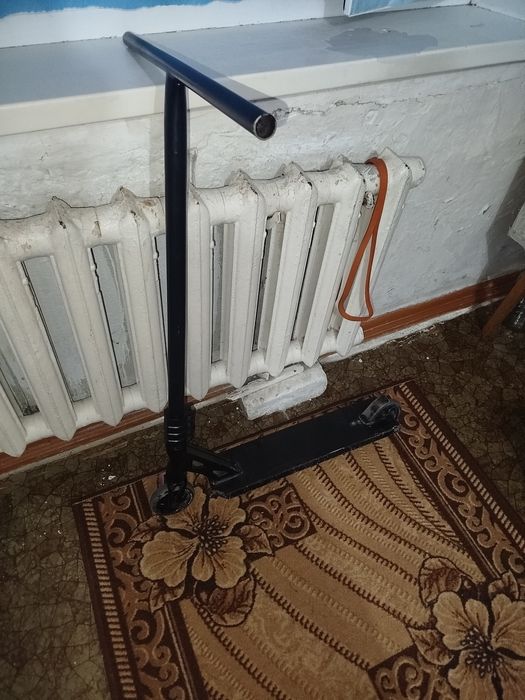 Продам трюковой самокат statum gangster
